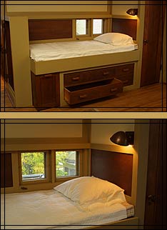 In 1915, Purcell added the Pullman-style bed in the morning room, converting it into a bedroom for four-year-old James. Windows were added so the lad could look outside as he was falling asleep, just as in Pullman-train cars. Drawers under the bed served as storage units and as steps.